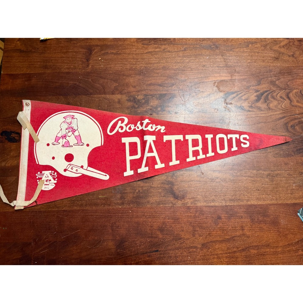 Vintage Boston Patriots AFL Football Pennant Pat Patriot Helmet Logo Red Felt